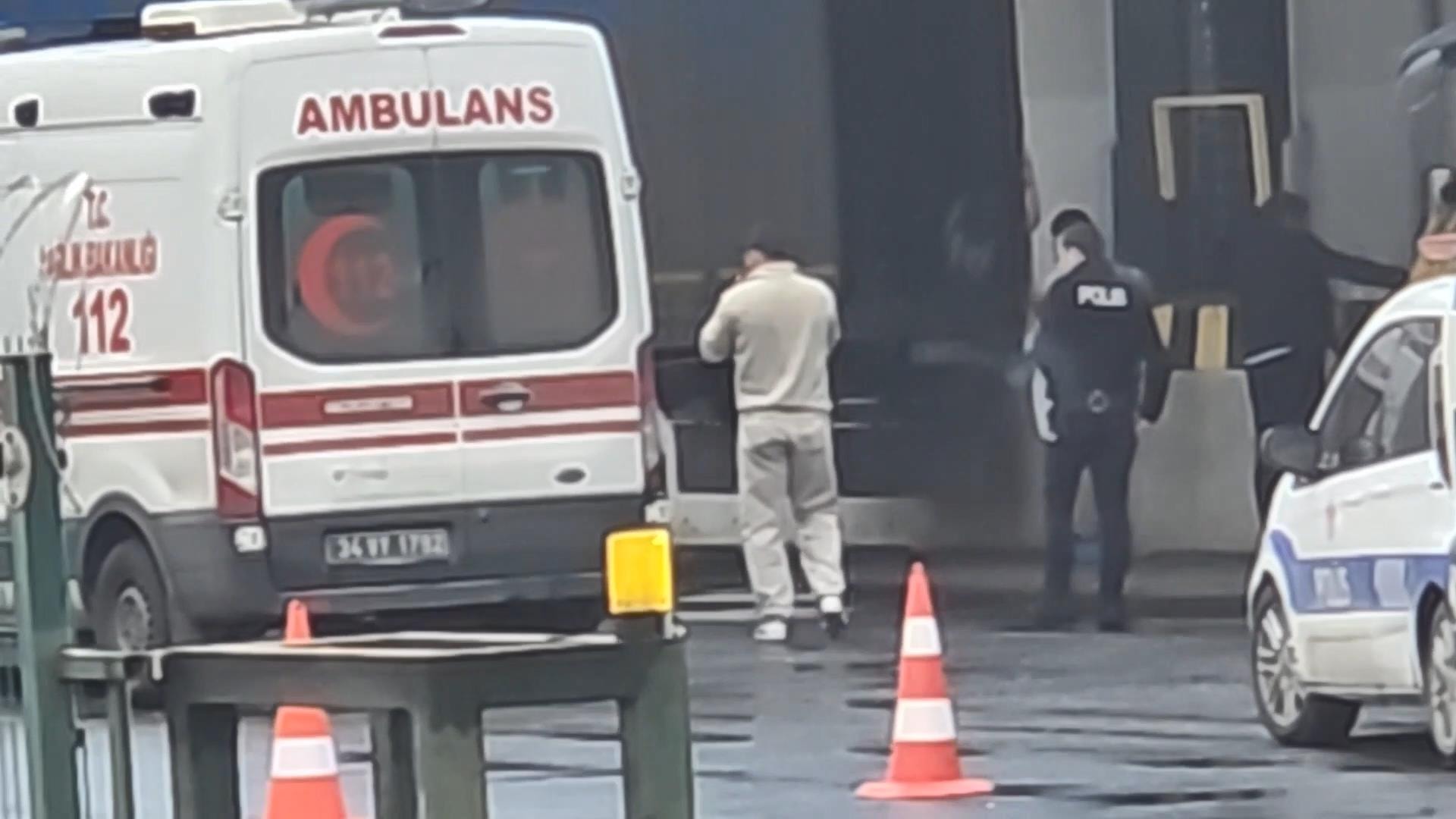 Esenyurt'ta feci kaza: TIR şoförü araçlar arasında kalarak hayatını kaybetti
