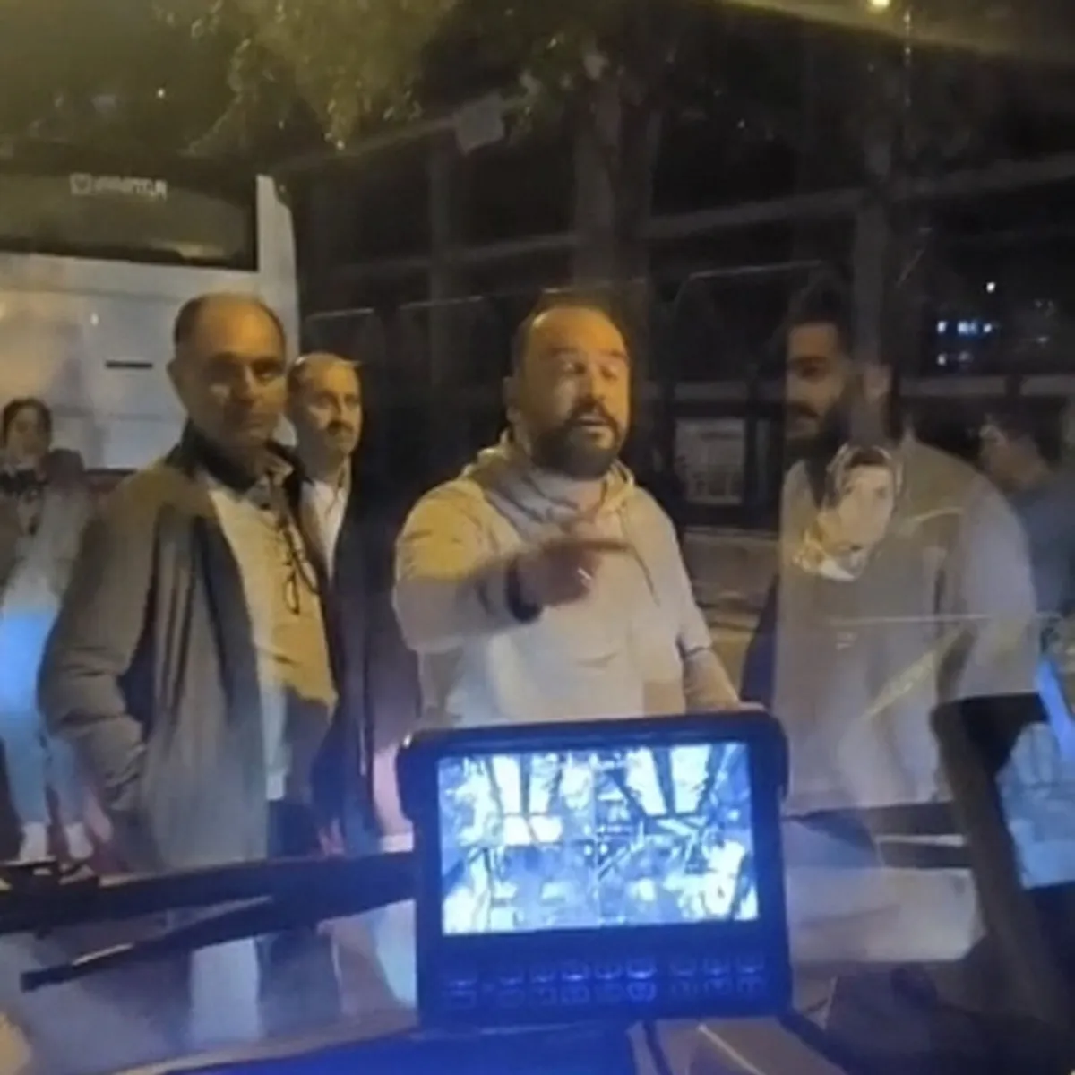 Esenyurt'ta İETT Şoförüne Baskı: O Anlar Kamerada
