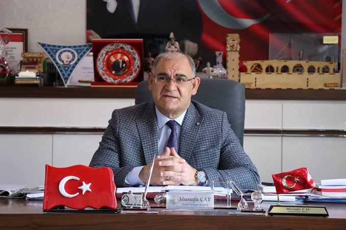 Acı Eski Belediye Başkanının Oğlu Trafik Kazasında Hayatını Kaybetti