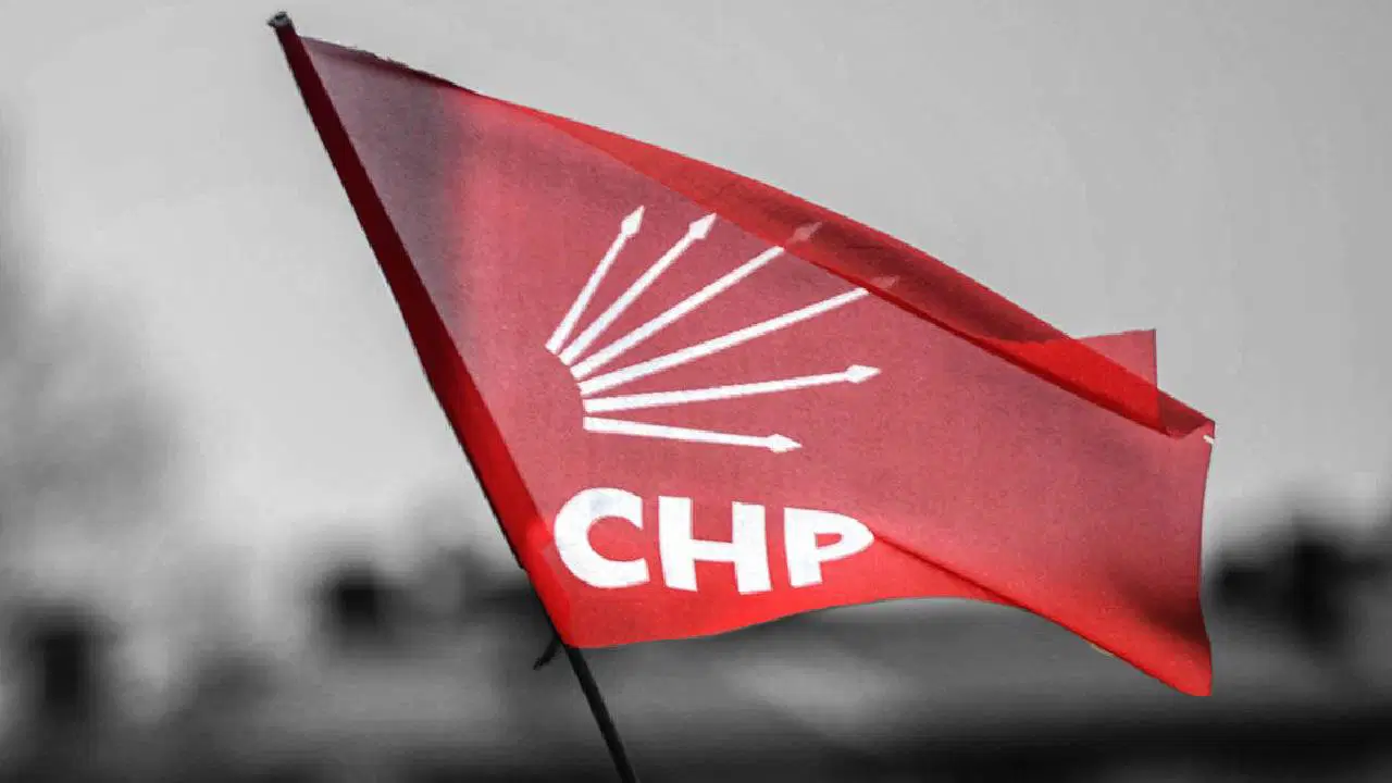 Eski CHP Gençlik Kolları yöneticilerinden kurultay çağrısı