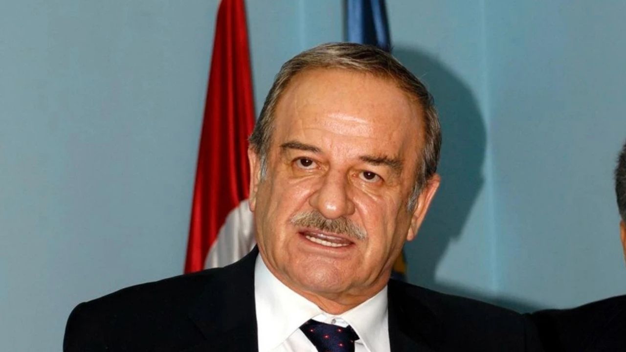 Eski CHP Genel Başkan Vekili Cevdet Selvi Vefat Etti