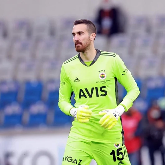Eski Fenerbahçeli kaleci Harun Tekin çalıştırmalık yaptı: 2. Lig'e transfer oldu
