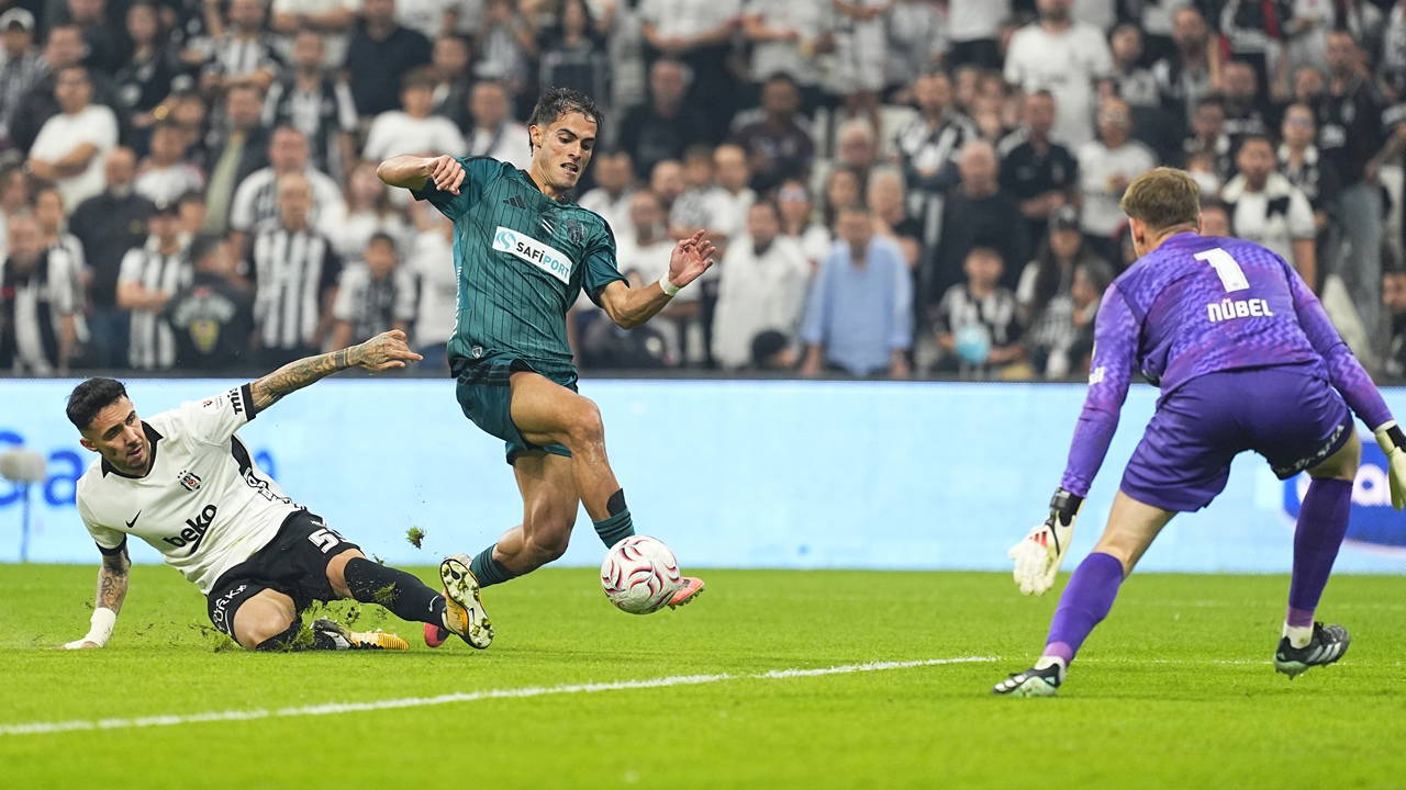 Eski hakemler Beşiktaş-Kocaelispor maçını yorumladı: 'Net penaltı ve kırmızı kart