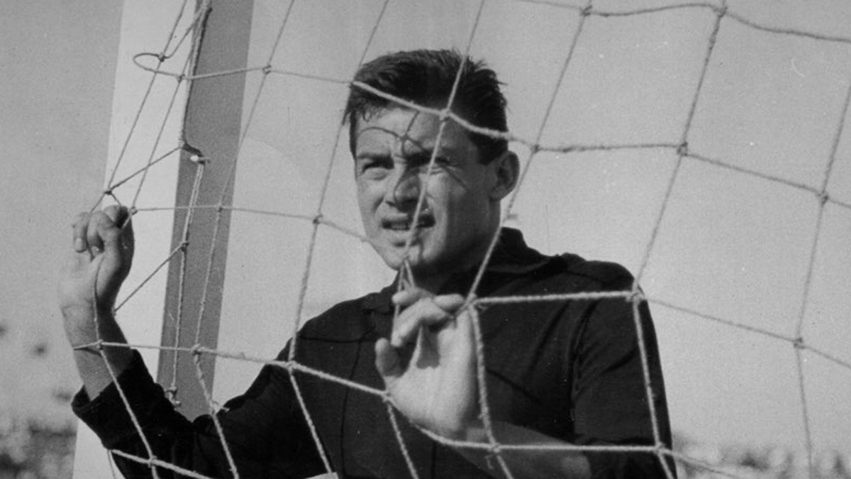 Eski Milli Futbolcu Ali Şükrü Ersoy 95 Yaşında Vefat Etti