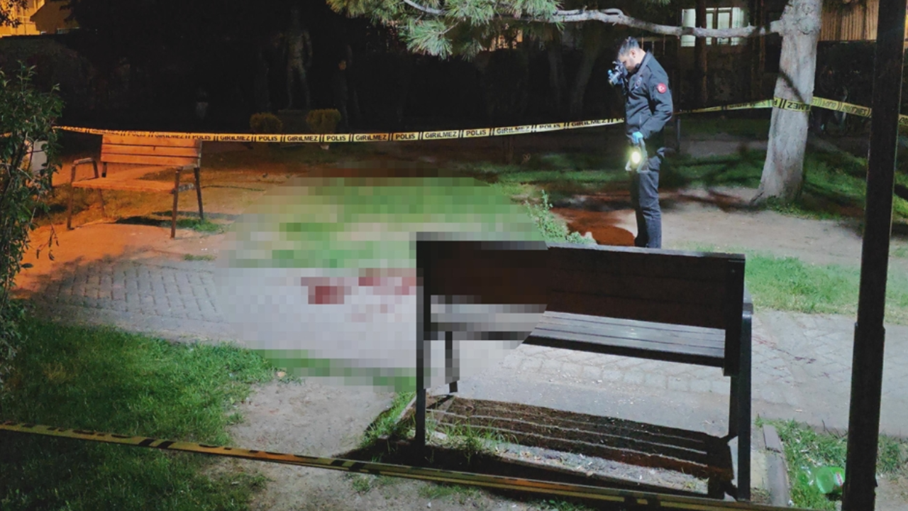 Eskişehir'de Alkollü Kavga: Arkadaşını Bıçaklayan Zanlı Firar Etti