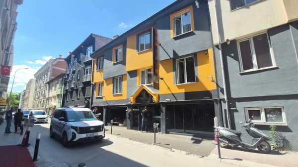 Eskişehir'de Apart Dairesinde Ölü Bulunan Şahıs İçin Soruşturma Başlatıldı