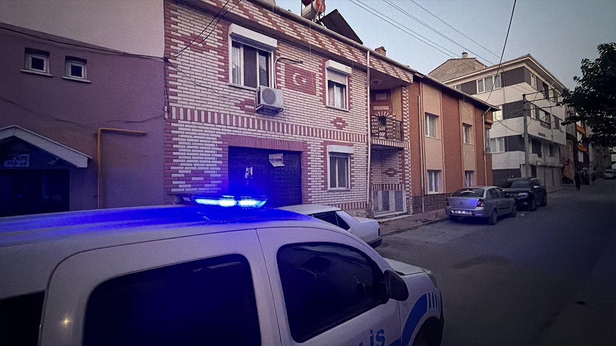 Eskişehir'de Apartmanda Ölü Bulunan Kişi Kim? Kötü Koku Şüphesi