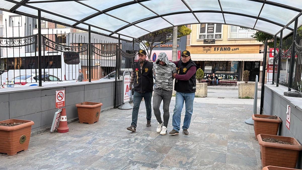 Eskişehir'de bıçaklı kavgada hayatını kaybeden Serdar Saygın toprağa verildi