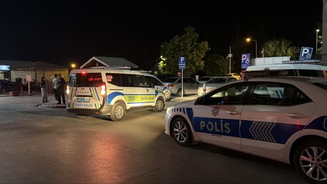 Eskişehir'de dur ihtarına uymayan motosikletli bekçiye çarptı