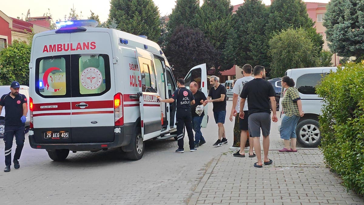 Eskişehir’de aile içi kavga: Baba oğlu tarafından bıçaklandı