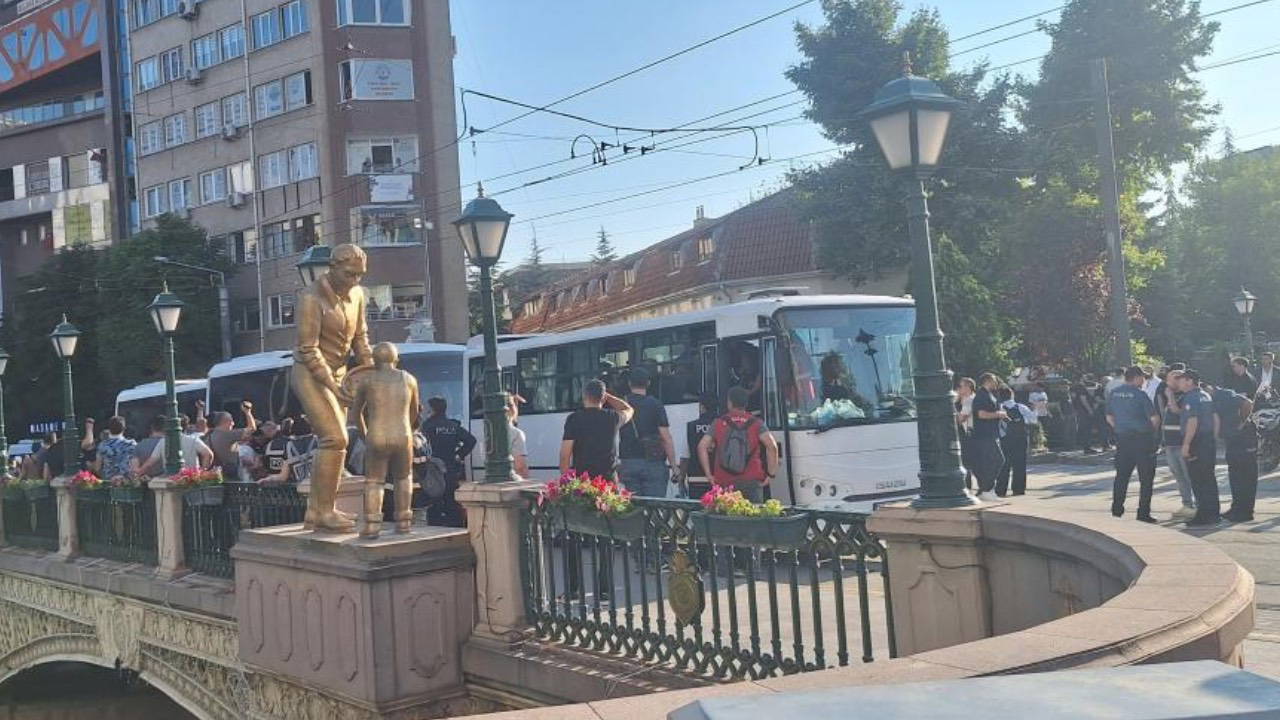Eskişehir'de NATO protestosu öncesi 15 kişi gözaltına alındı