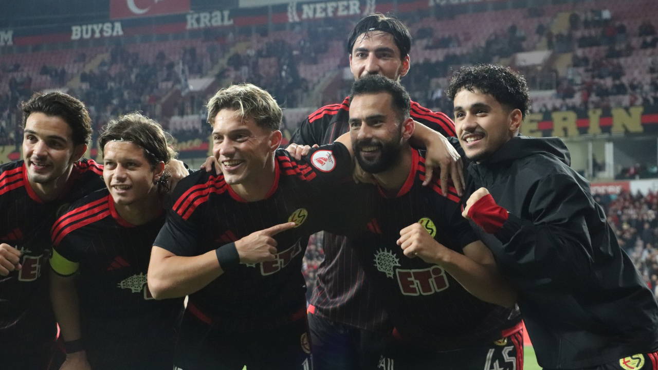 Eskişehirspor, Türkiye Kupası'nda 1922 Akşehirspor'u 4-1 Mağlup Etti