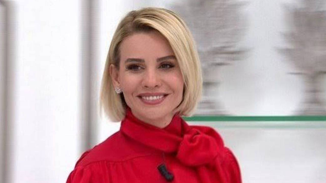 Esra Erol'da Yeni Sezon Ne Zaman Başlıyor? İşte Heyecanla Beklenen Tarih