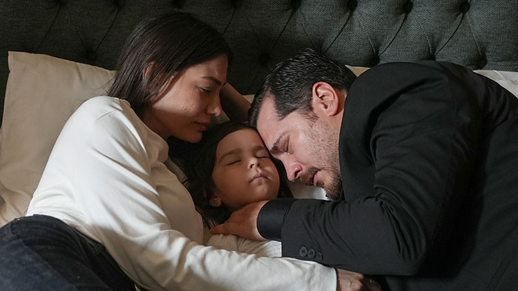 Eşref Rüya final bölümünde gözyaşları sel oldu