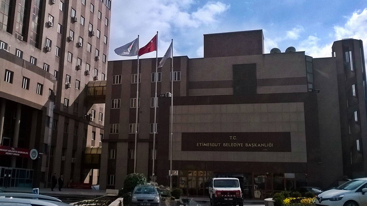 Etimesgut'ta Başkanvekili Seçimi: YENİ Parti ve CHP Yarışıyor