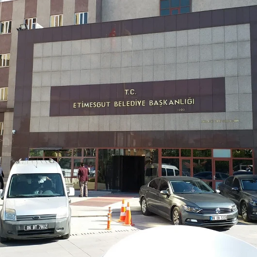 Etimesgut Belediye Başkan Yardımcısı Kerimoğlu'nun Uyuşturucu Testi Pozitif Çıktı