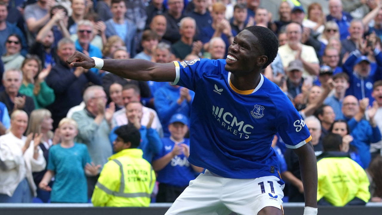 Everton, Premier Lig'e 2-0'lık Galibiyetle Başladı