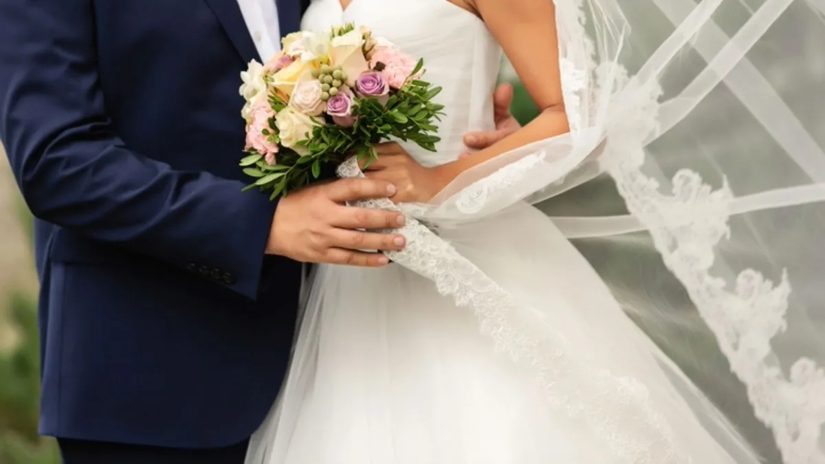 Evlenecek Gençlere 250 Bin TL Faizsiz Kredi Fırsatı