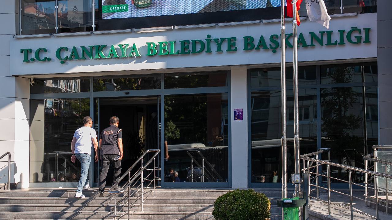Eyüpsultan Belediye Başkan Yardımcısı Çankaya Belediyesi operasyonunda gözaltında