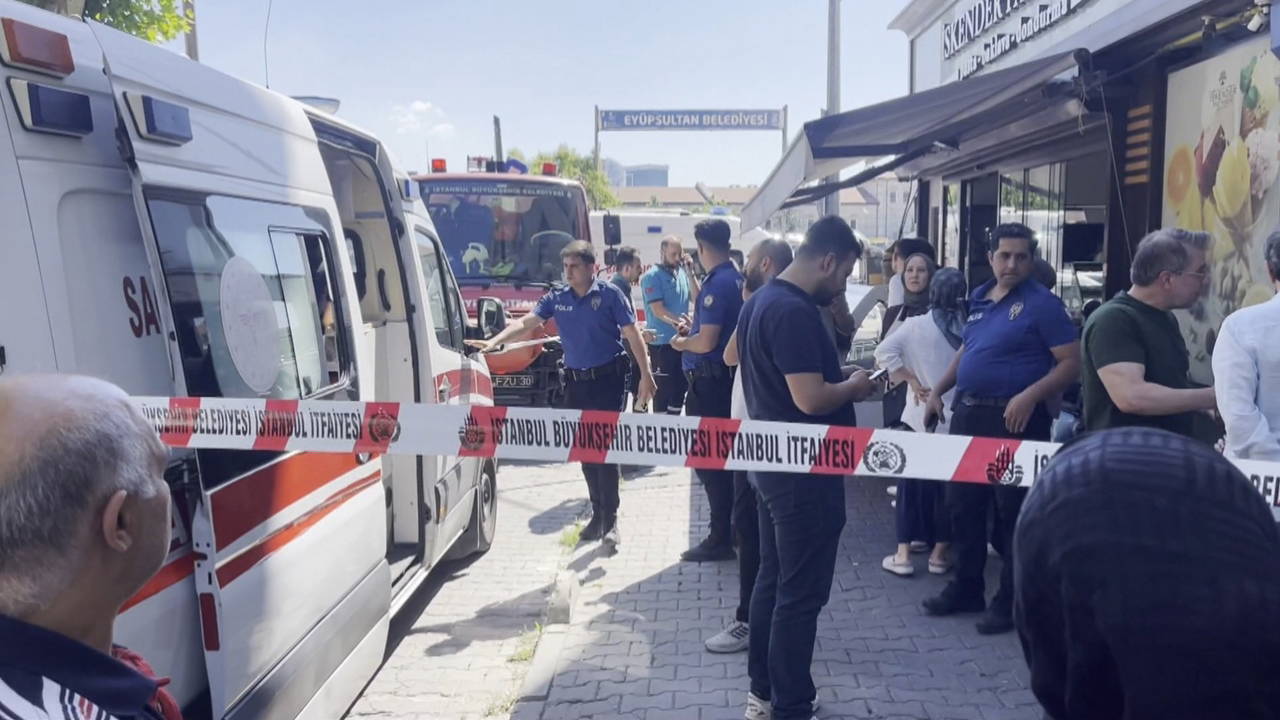 Eyüpsultan'da pastanede gaz kaçağı: 5 çalışan etkilendi, bina tahliye edildi