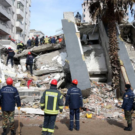 Ezgi Apartmanı davasında kolon kesen pastane sahiplerine 8 yıl hapis
