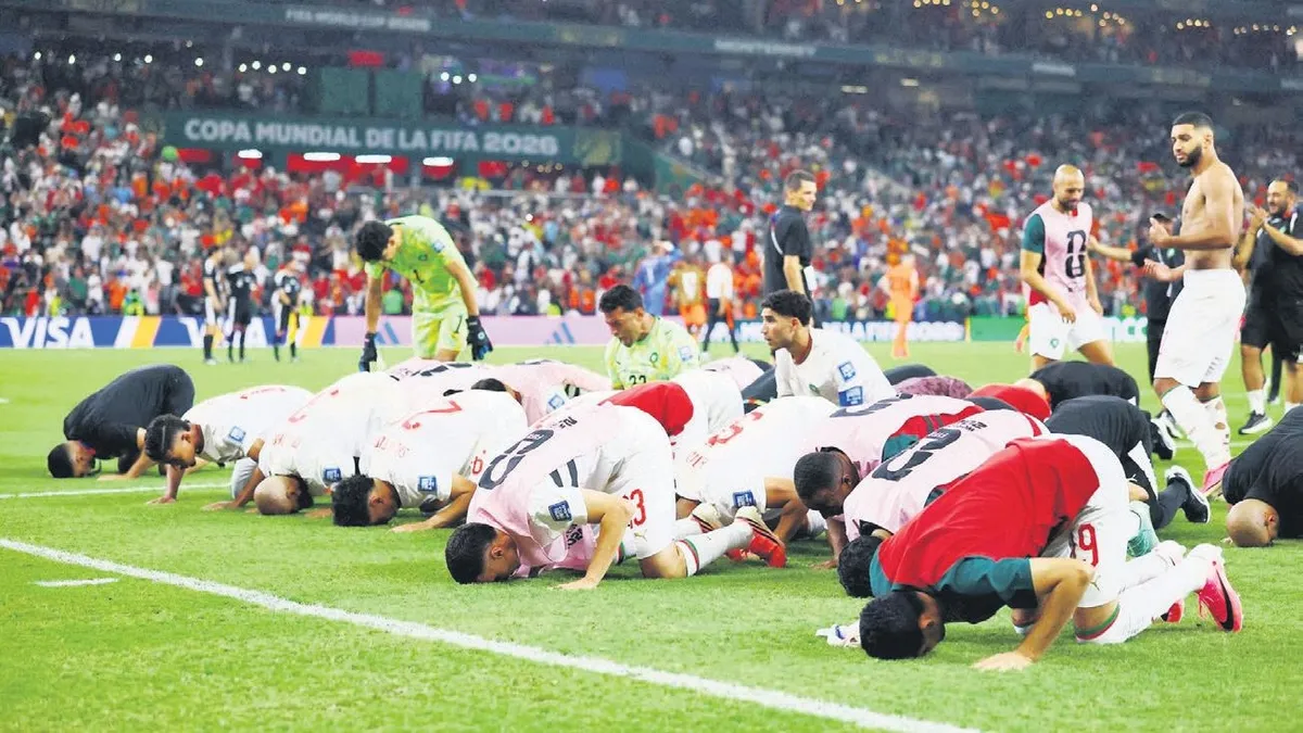 Fas'tan Hollanda'ya penaltı zaferi: Dua ve secdeyle gelen galibiyet