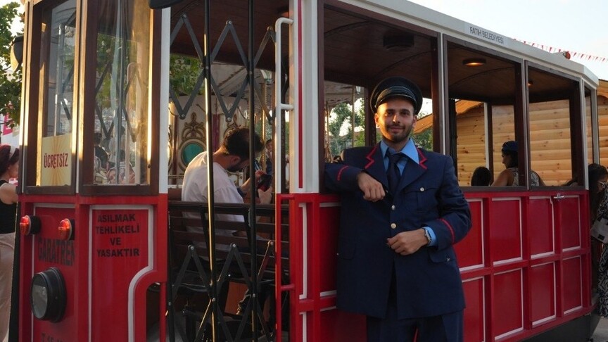 Fatih'te 'Nostalji Günleri' Başladı: Topkapı'da Geçmişe Yolculuk