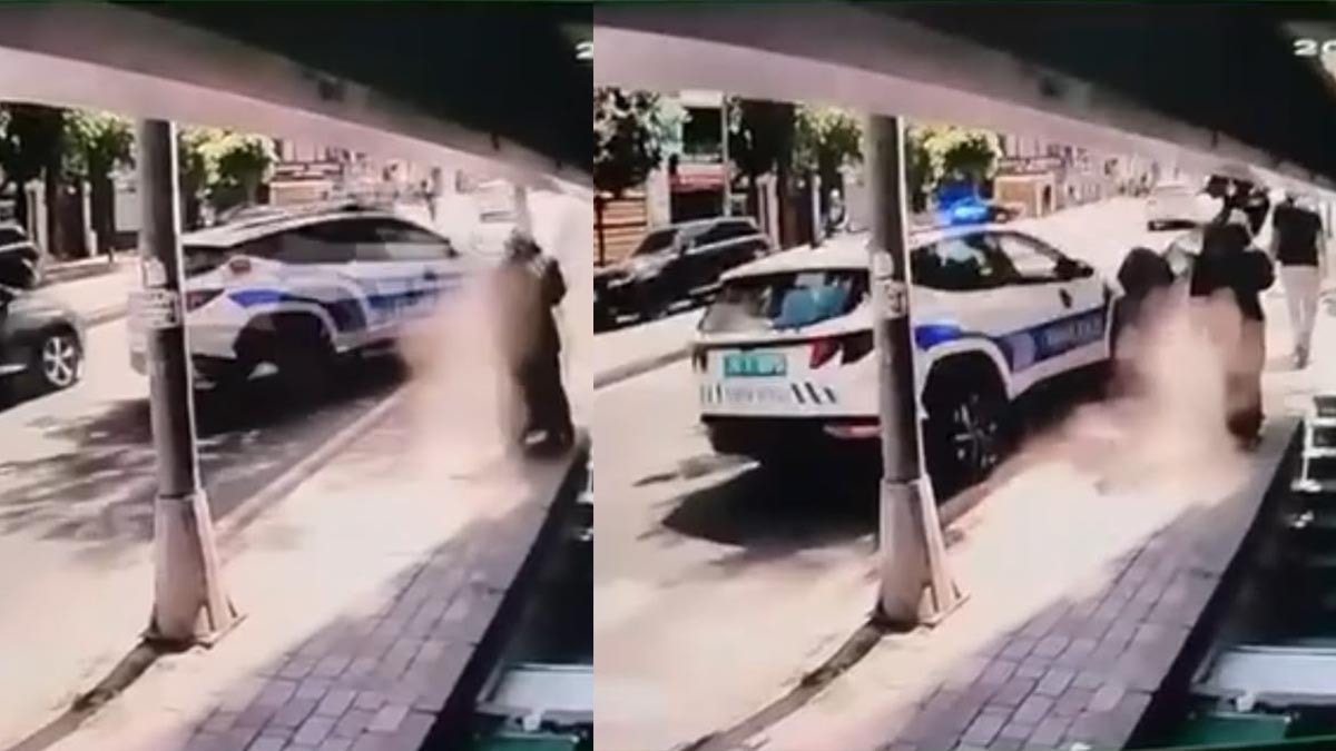 Fatih'te polis aracı motosiklete çarptı: 2 polis, 1 sivil yaralı