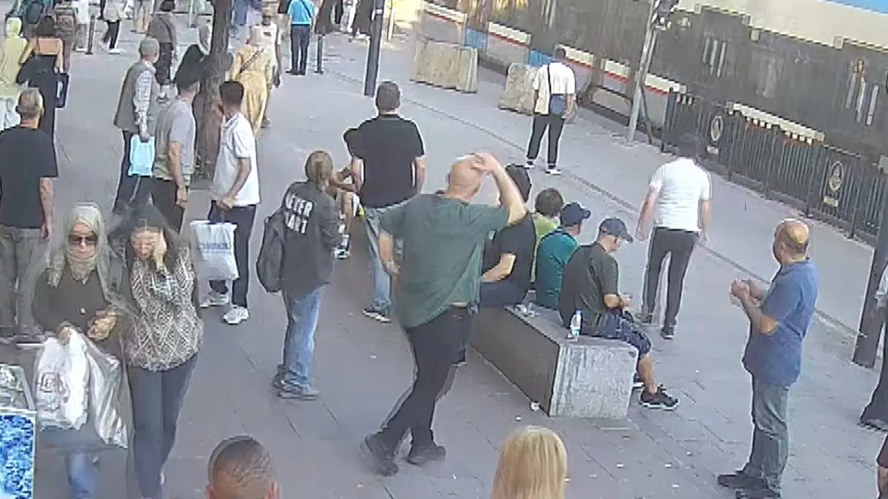 Fatih'te tramvayın altında kalan 6 yaşındaki çocuk hayatını kaybetti