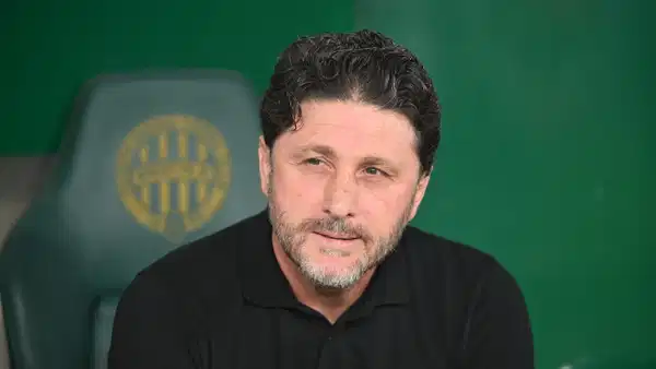 Fatih Tekke Trabzonspor'dan İstifa Etti: 'Bu Cezayı Kendime Veriyorum