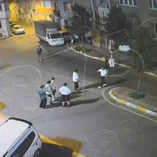 Fatih’te Bıçaklı Kavga: 19 Yaşındaki Genç Hayatını Kaybetti, 8 Gözaltı