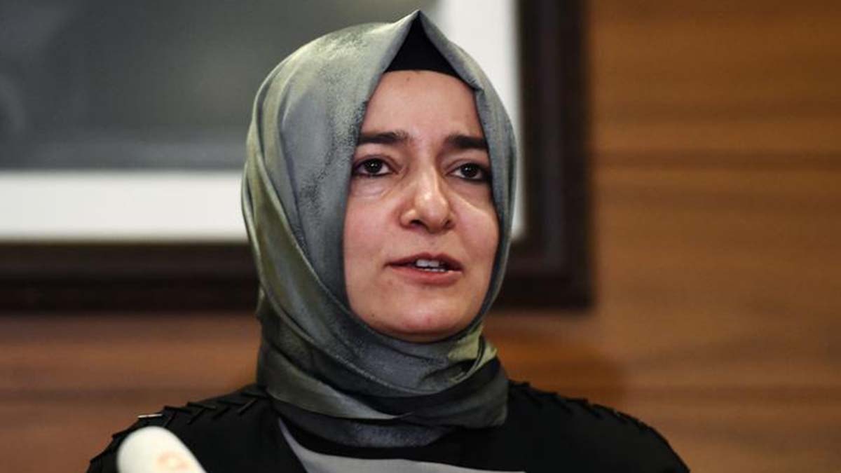 Fatma Betül Sayan Kaya 60 Kişiyi Neden Sildi? İstifa Sonrası Siyasi Deprem