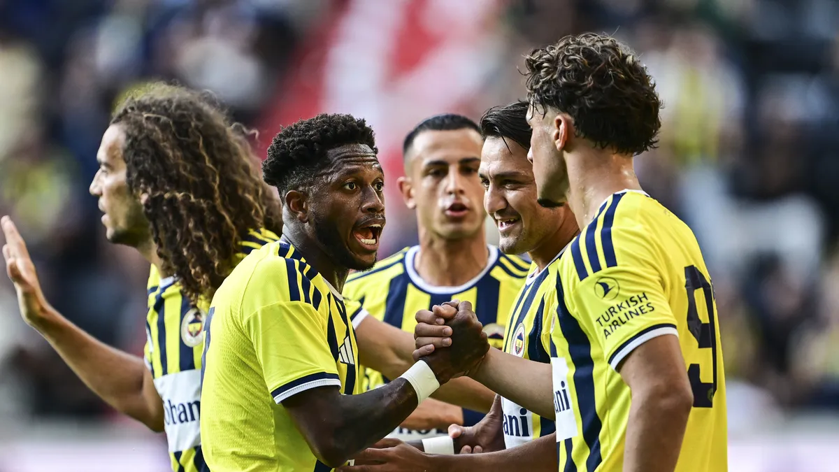 Fenerbahçe'den hazırlık maçında 5-0'lık galibiyet