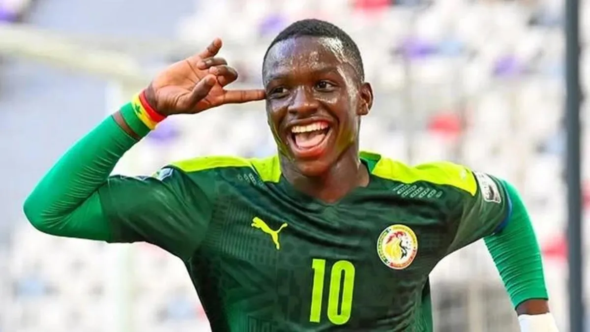 Fenerbahçe, Amara Diouf'u 18 Yaşında Kadrosuna Kattı