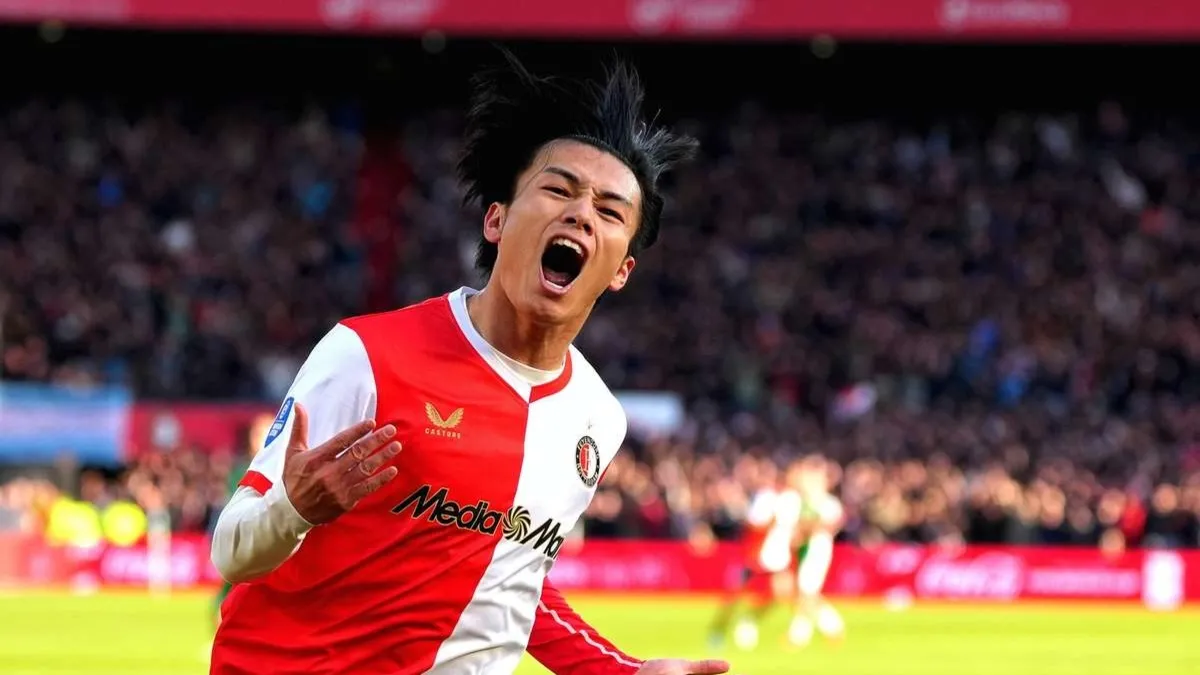 Fenerbahçe, Ayase Ueda için 20 Milyon Euro'luk Dev Teklif Yaptı