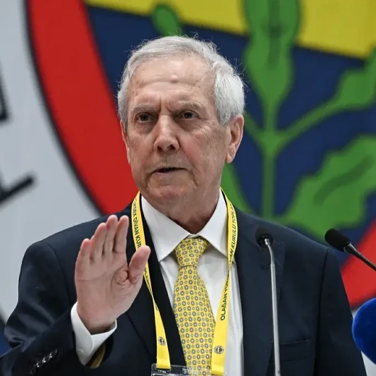 Fenerbahçe'de Aziz Yıldırım'ın İlk Göndereceği İsim Belli Oldu