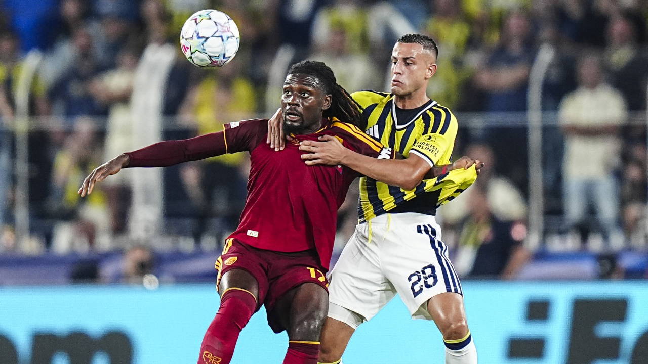 Fenerbahçe'de Bartuğ Elmaz Sakatlandı: Roma Maçında Şok