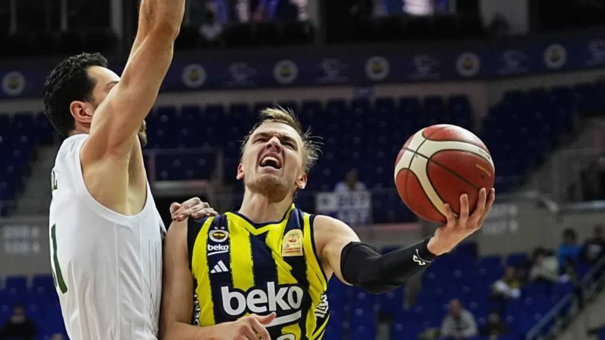 Fenerbahçe Beko'da 4 oyuncuyla yollar ayrıldı
