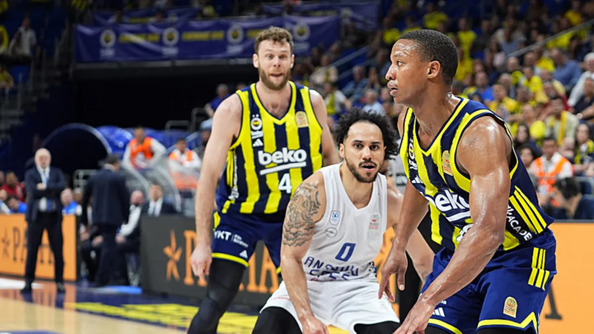 Fenerbahçe Beko-Efes Yarı Final Serisinde Kritik Maç