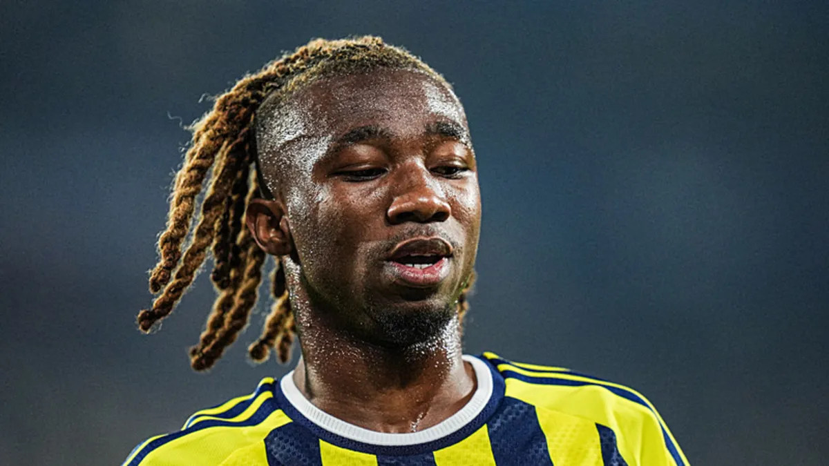Fenerbahçe'de Dorgeles Nene Sahaya Döndü