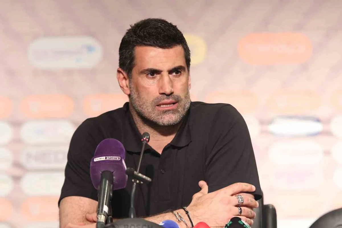 Fenerbahçe'ye efsane dönüyor! Yardımcılarına anlaştığını söyledi