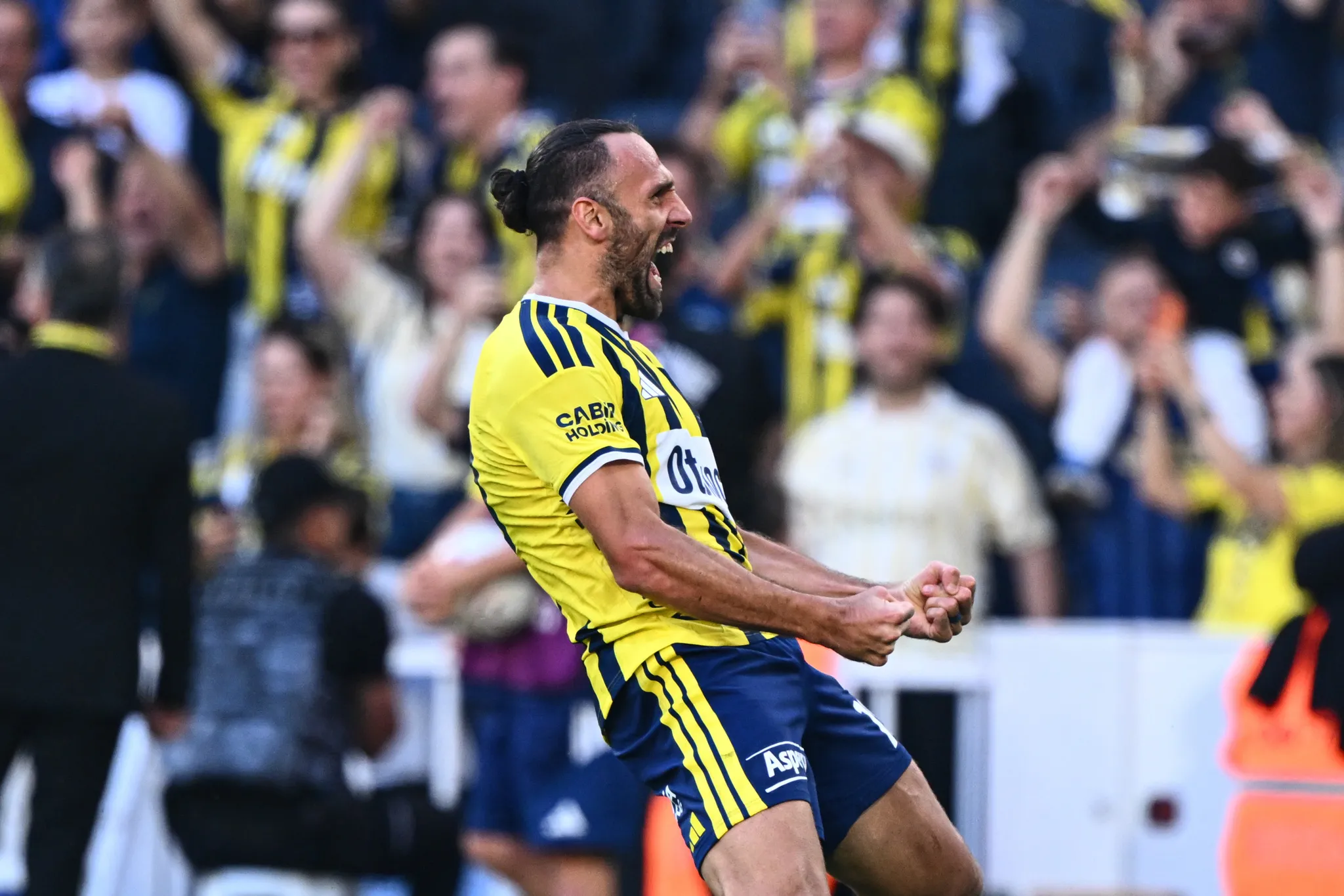 Fenerbahçe Eyüpspor'u farklı yendi: Vedat Muriqi ilki yaşadı