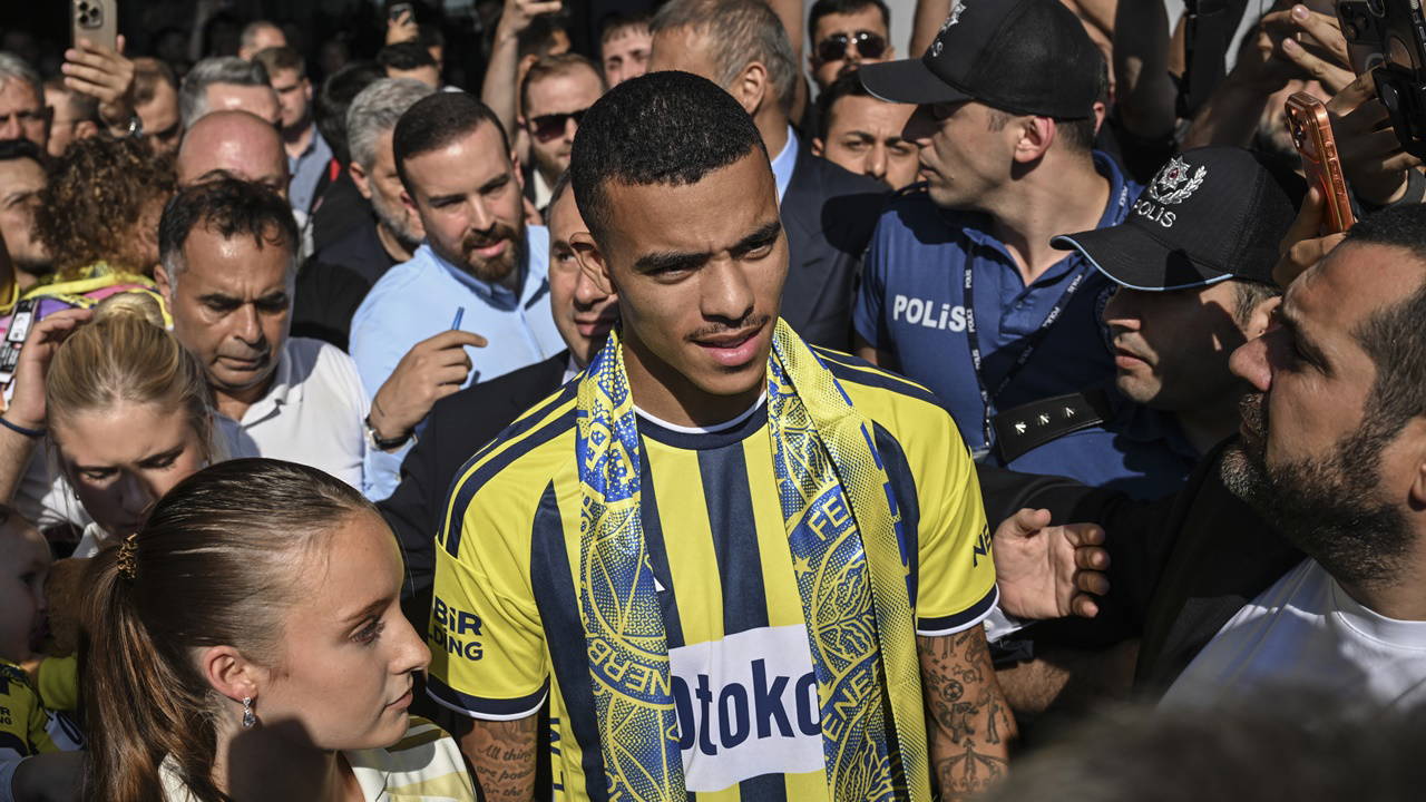 Fenerbahçe'de Greenwood, Ake ve Muriqi İmzayı Bastı