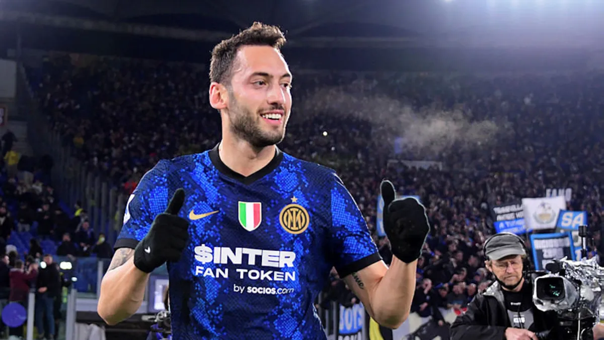 Fenerbahçe, Hakan Çalhanoğlu İçin Ocak Ayında Hamle Yapacak