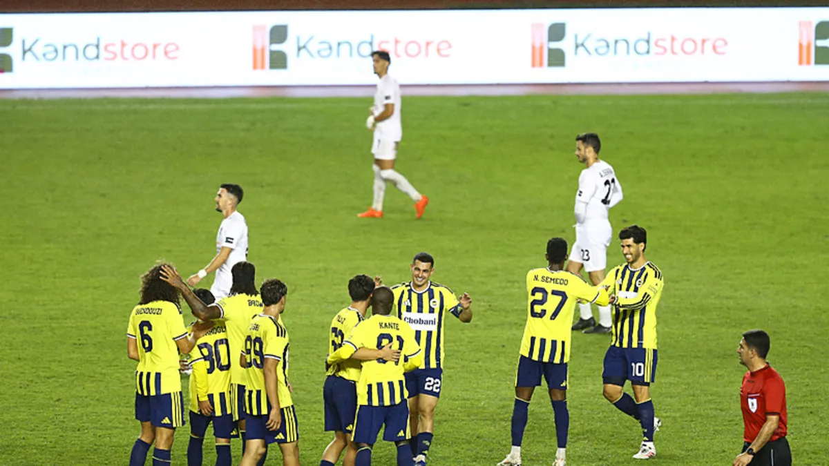 Fenerbahçe Hazırlık Maçında Turan Tovuz'u 2-0 Yendi