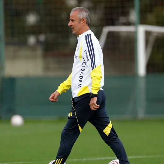 Fenerbahçe İdmanında Dikkat Çeken Detay: Yıldız Futbolcu Takımla Çalıştı