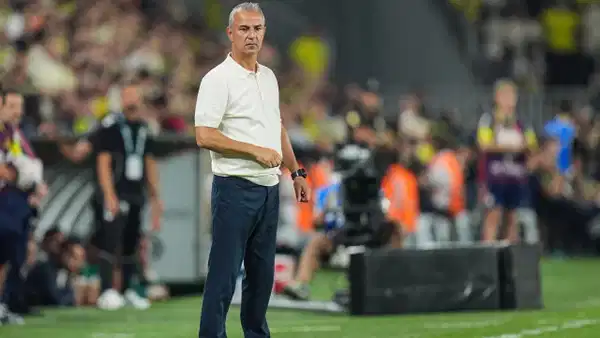 Fenerbahçe'de İsmail Kartal İstifa Etti: Roma Beraberliği Sonrası Şok Ayrılık