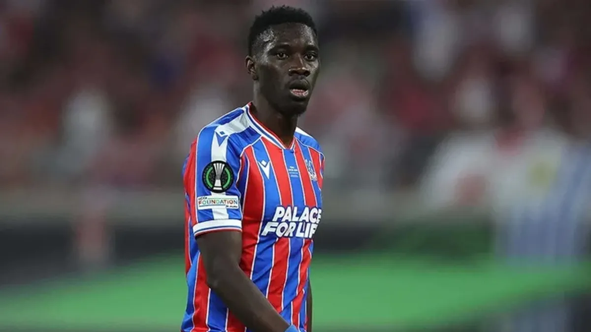 Fenerbahçe'de Sarr'ın Transferi İçin Son Aşamaya Gelindi
