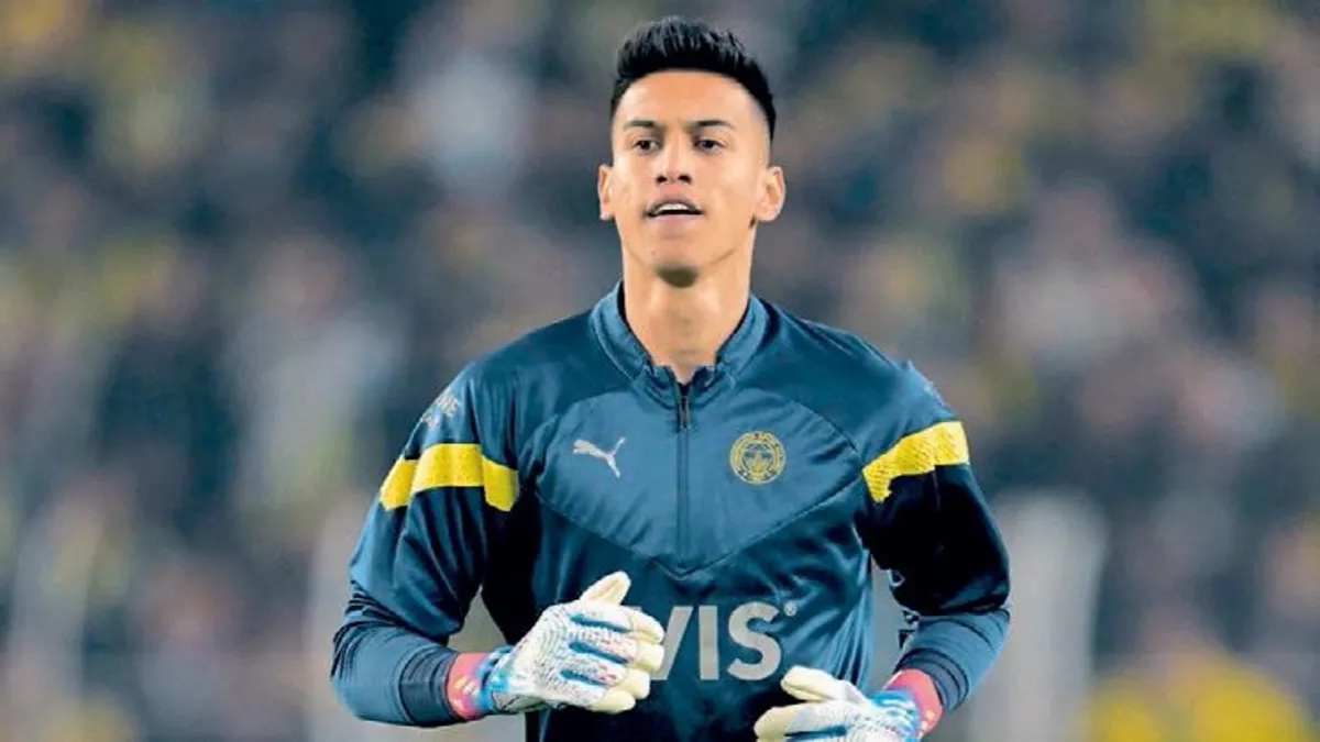 Fenerbahçe'de kaleci revizyonu: Eğribayat gidiyor, Livakovic geliyor