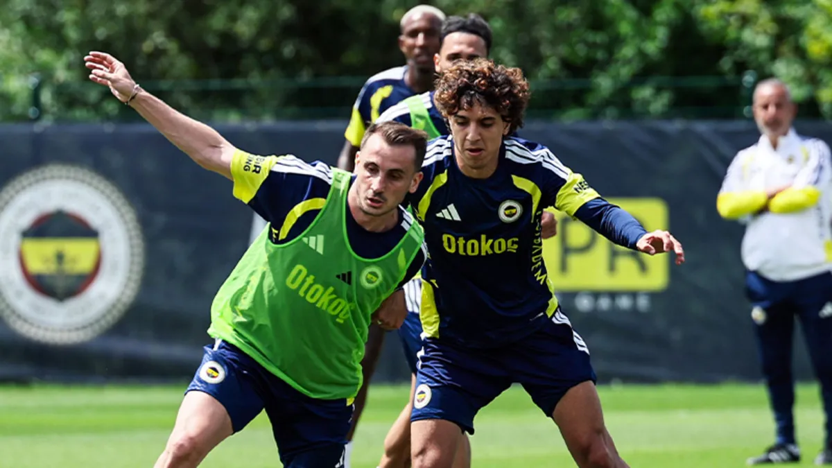 Fenerbahçe'nin Yıldızı Kerem Aktürkoğlu Baba Oldu